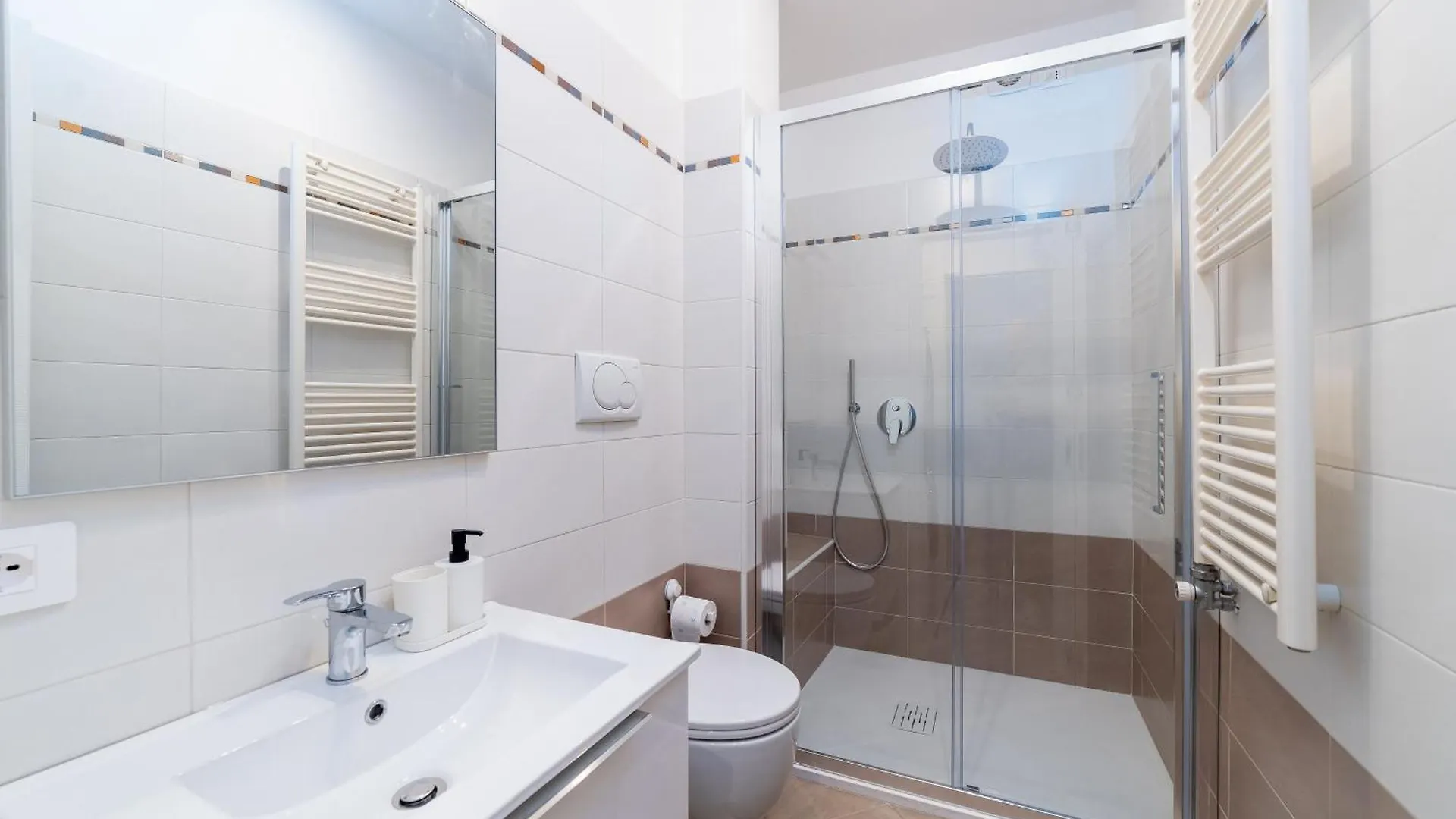 Apartmán Moderno Trilocale Monza Zona Policlinico 0*,  Itálie